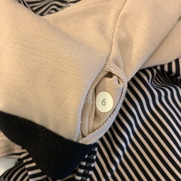 Lululemon Bra Tank, size 6 - Picture 5 of 5